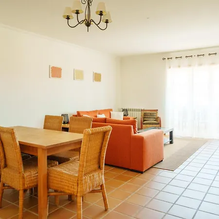 T2 Espacoso Del Rey, Obidos Piscina Comum, Caravelas 普拉亚德尔瑞伊