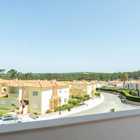 Apartment T2 Espacoso Del Rey, Obidos Piscina Comum, Caravelas