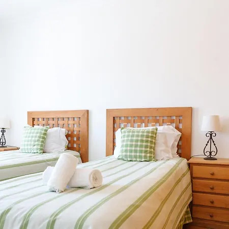 Apartment T2 Espacoso Del Rey, Obidos Piscina Comum, Caravelas Praia del Rei