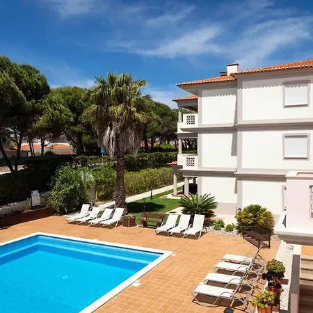 T2 espaçoso Praia Del Rey, Óbidos piscina comum, Caravelas *